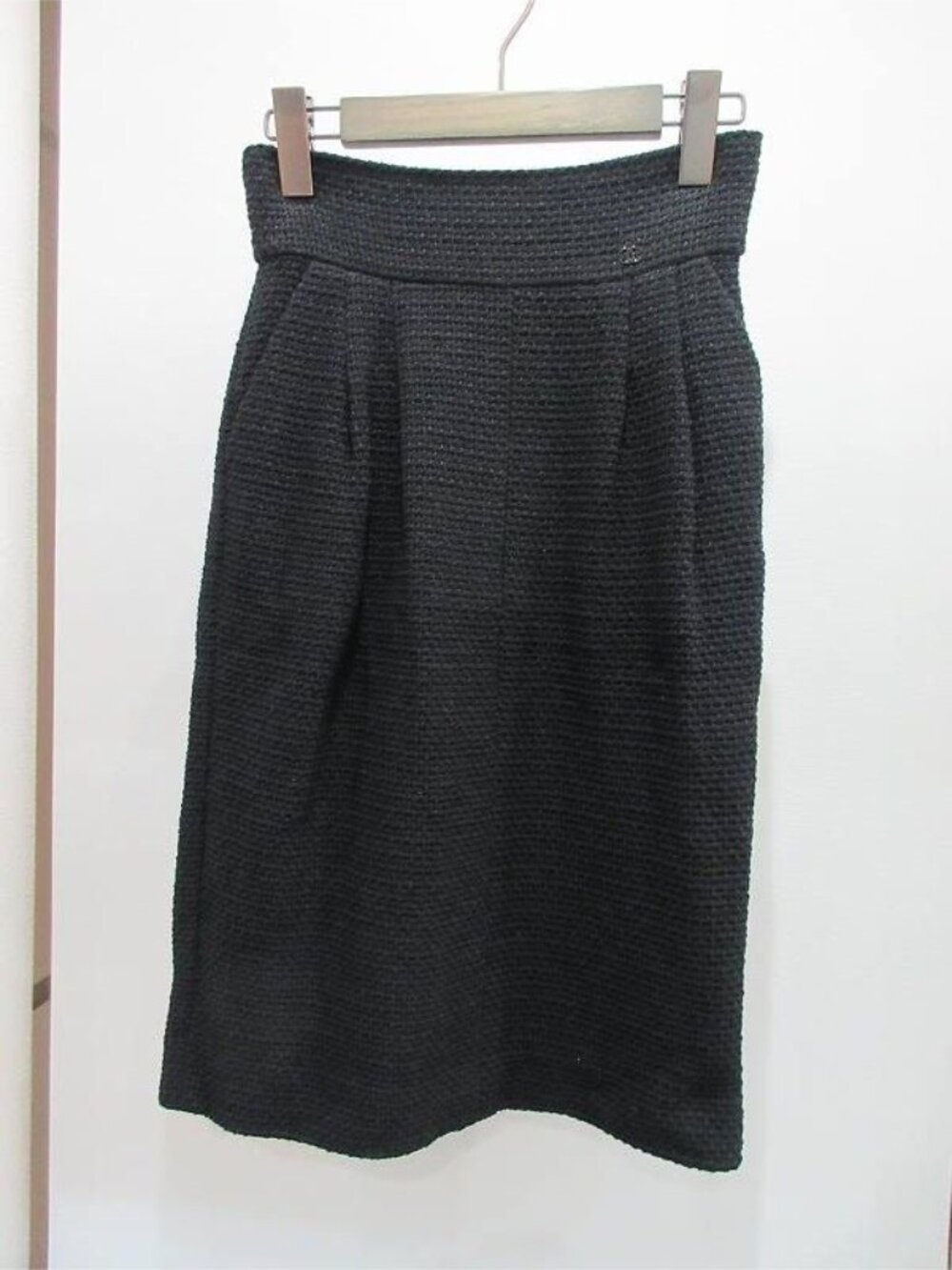 Chanel Knee-Length Skirt 07P CC Logo Navy 36